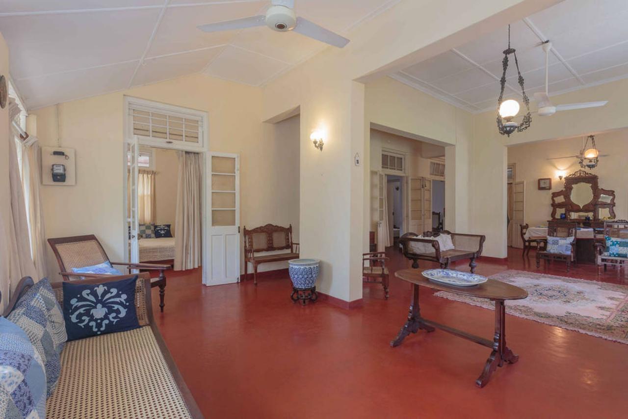 Charming Homestay By The Beach Dehiwala-Mount Lavinia Exteriör bild