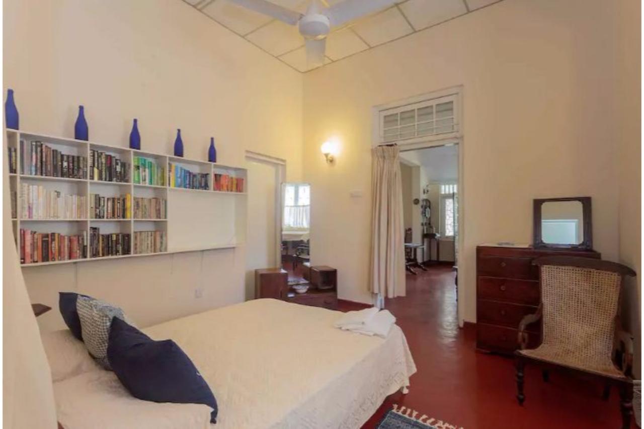 Charming Homestay By The Beach Dehiwala-Mount Lavinia Exteriör bild