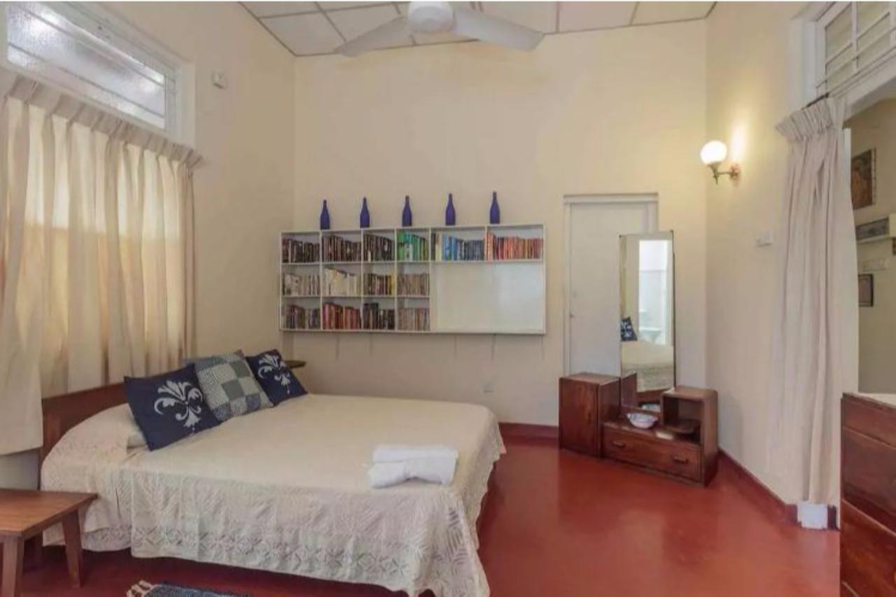 Charming Homestay By The Beach Dehiwala-Mount Lavinia Exteriör bild