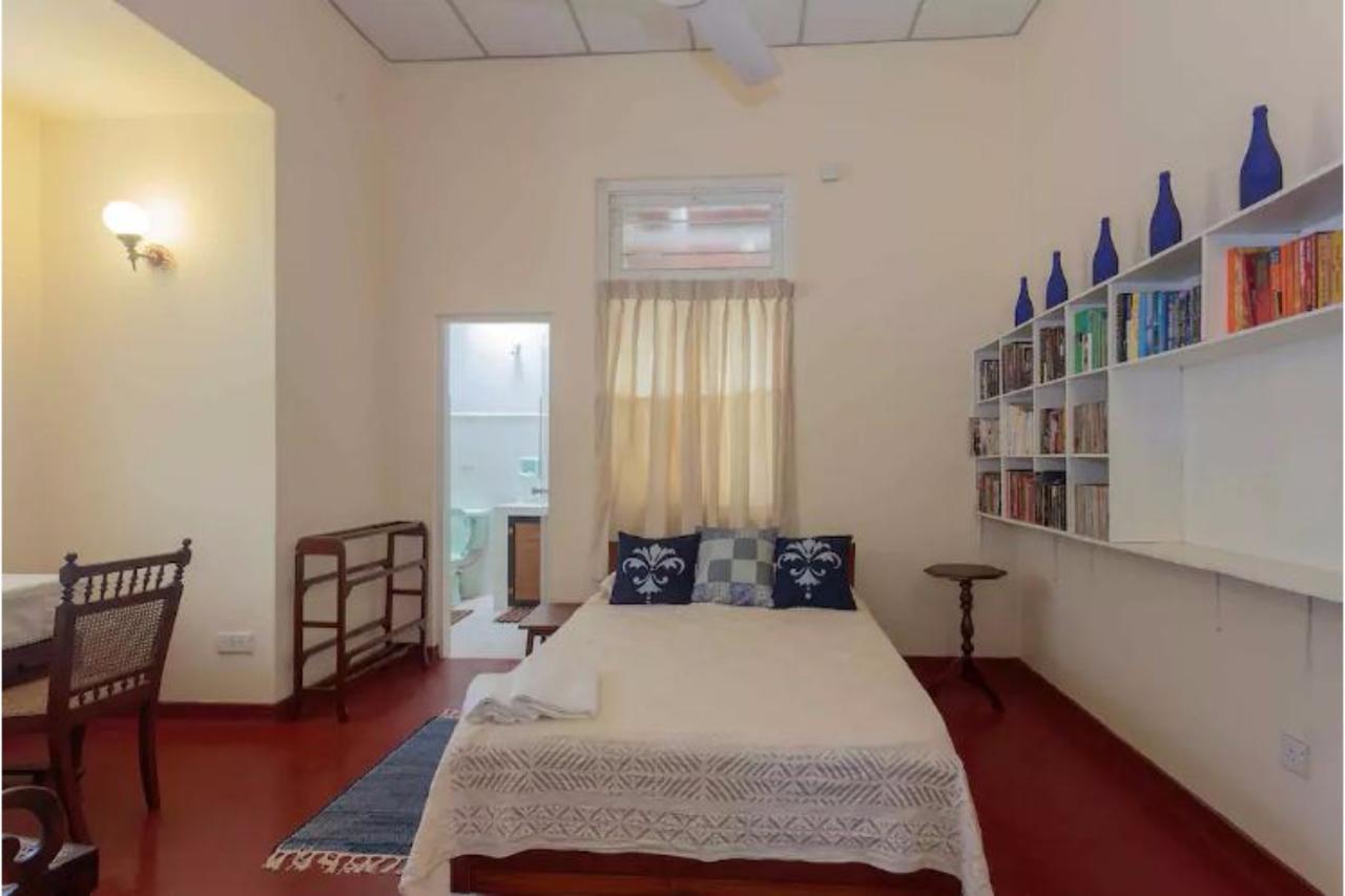 Charming Homestay By The Beach Dehiwala-Mount Lavinia Exteriör bild
