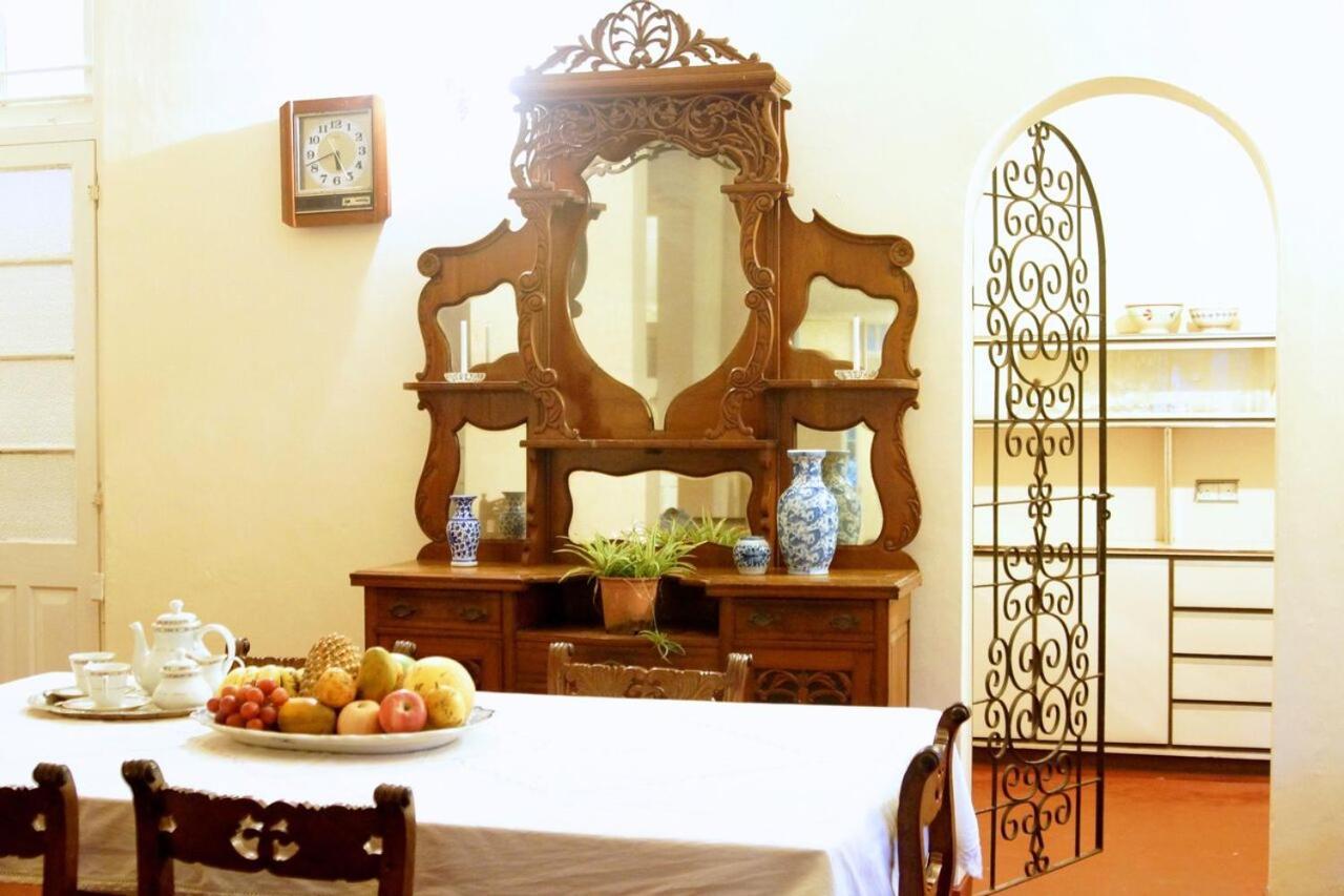 Charming Homestay By The Beach Dehiwala-Mount Lavinia Exteriör bild