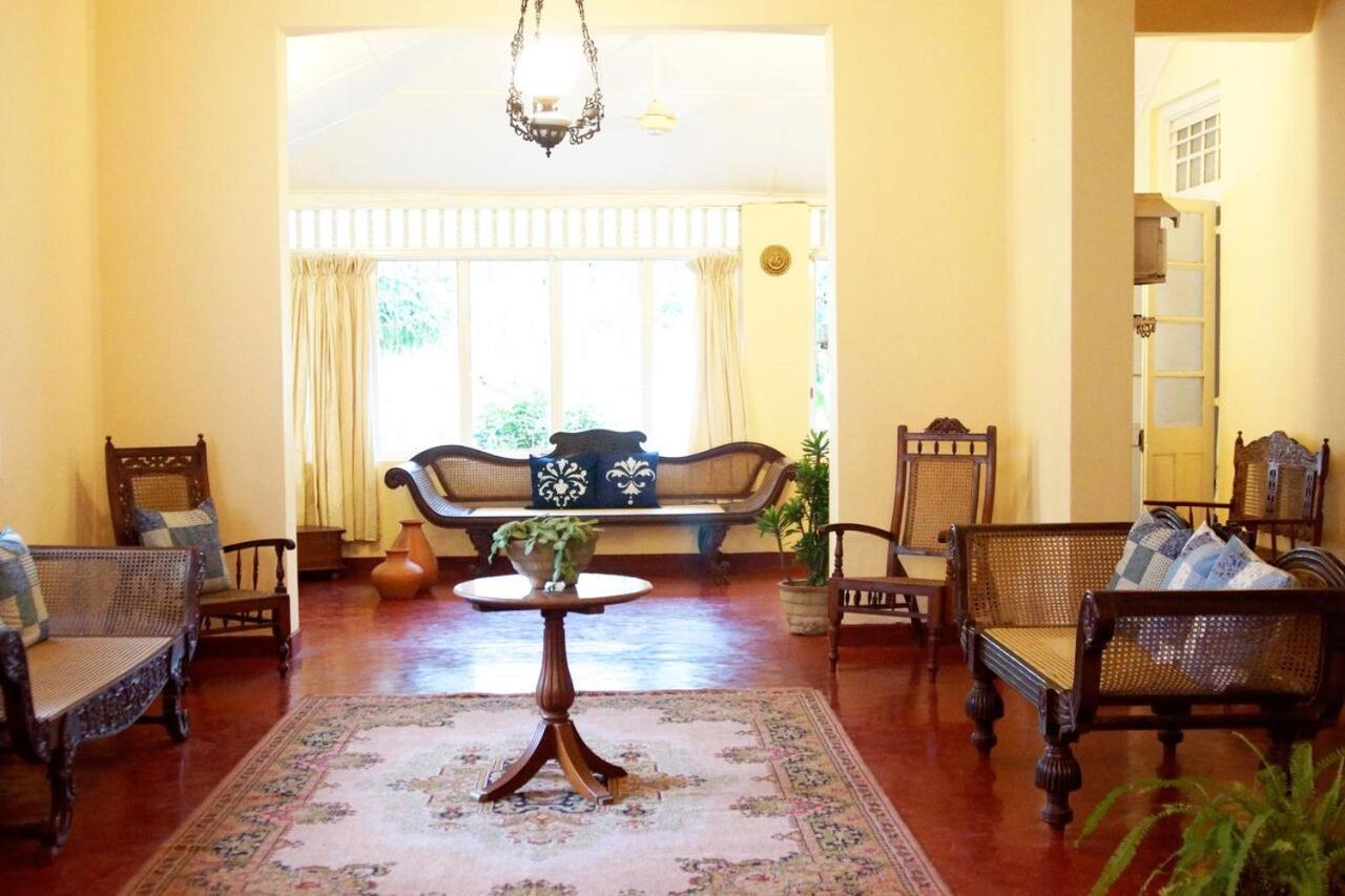 Charming Homestay By The Beach Dehiwala-Mount Lavinia Exteriör bild